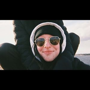 Meet your Posher, Bridget